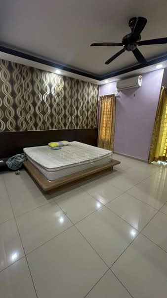 2-storey Terraced House for Rent in Kluang (Johor) - Shanel Tee - Bedroom - PropertyGuru.com.my