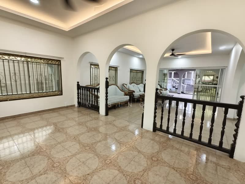 Bungalow for Rent in Johor Bahru (Johor) - Tan Bing Yi - Living Room - PropertyGuru.com.my