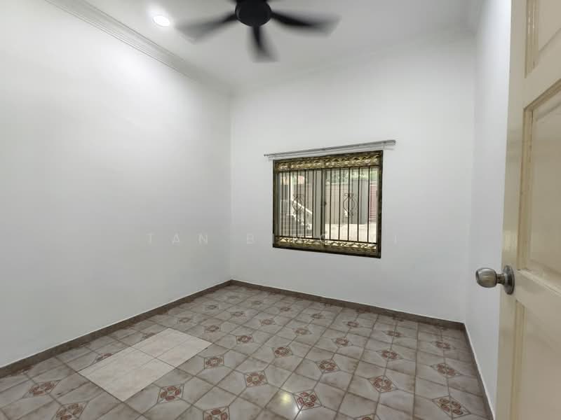 Bungalow for Rent in Johor Bahru (Johor) - Tan Bing Yi - Interior - PropertyGuru.com.my