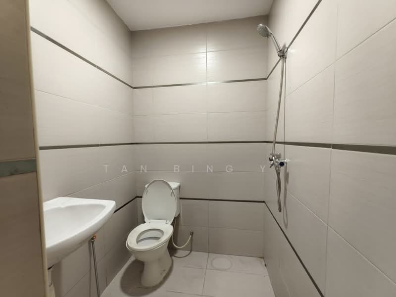 Bungalow for Rent in Johor Bahru (Johor) - Tan Bing Yi - Bathroom - PropertyGuru.com.my