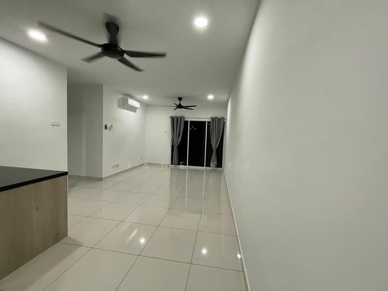Kondominium untuk Dijual di Paraiso Residence @ The Earth - Jane Ker - Living Room - PropertyGuru.com.my