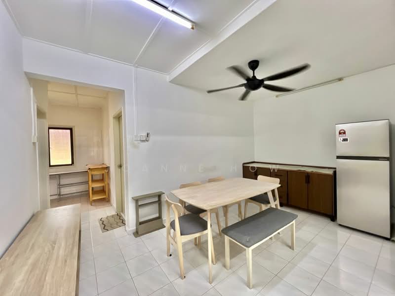 Apartment for Sale at Hilir Kota 1 Apartment - Joanne How - Dining Room - PropertyGuru.com.my