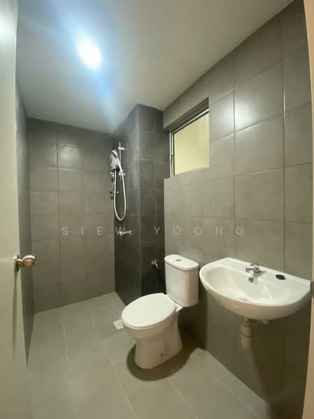 Condominium for Rent at Residensi Sateria - Siew Yoong - Bathroom - PropertyGuru.com.my
