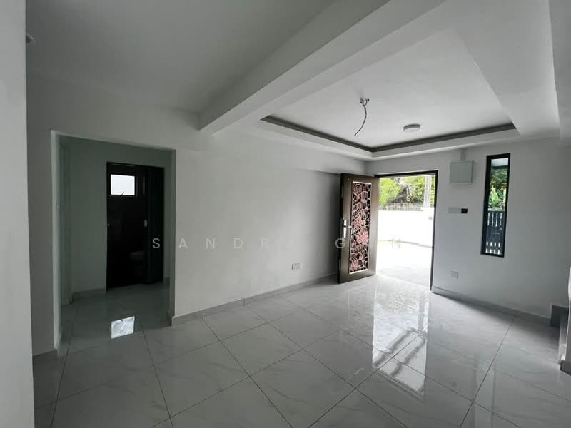 Rumah Teres 2 Tingkat untuk Dijual di Permas Jaya (Johor) - Sandra Gan - Living Room - PropertyGuru.com.my