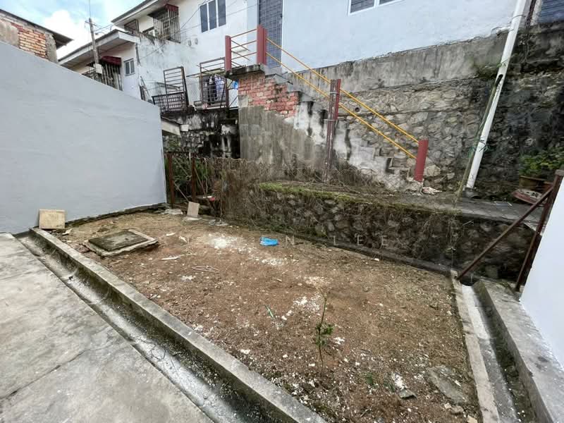 2-storey Terraced House for Sale in Taman Rawang Perdana (Rawang) - Steven Lee - Exterior - PropertyGuru.com.my