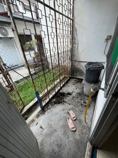 Rumah Teres 2 Tingkat untuk Dijual di Seksyen 8 (Shah Alam) - Noor Zalifa Binti Zakaria - Balcony - PropertyGuru.com.my