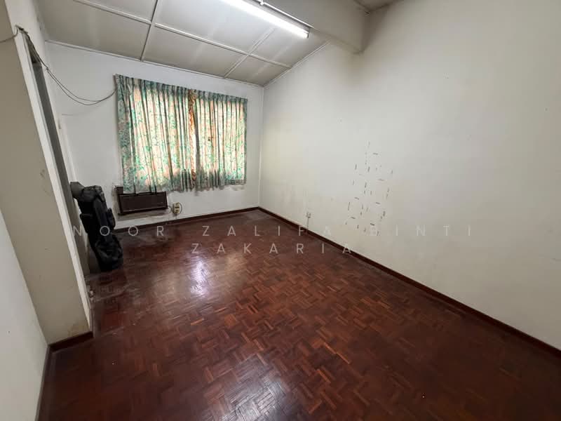 Rumah Teres 2 Tingkat untuk Dijual di Seksyen 8 (Shah Alam) - Noor Zalifa Binti Zakaria - Interior - PropertyGuru.com.my