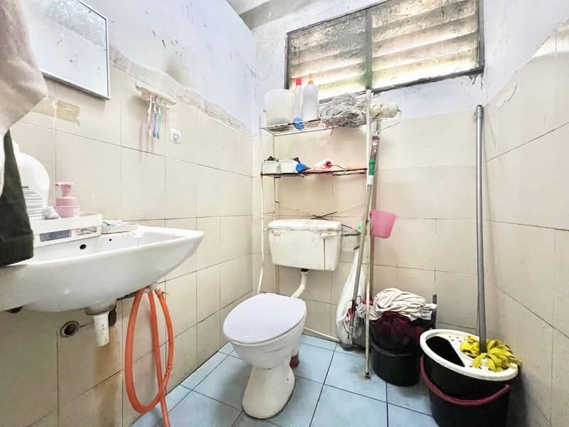 Apartment for Sale at Pangsapuri Anggerik - Tengku Zairi - PropertyGuru.com.my