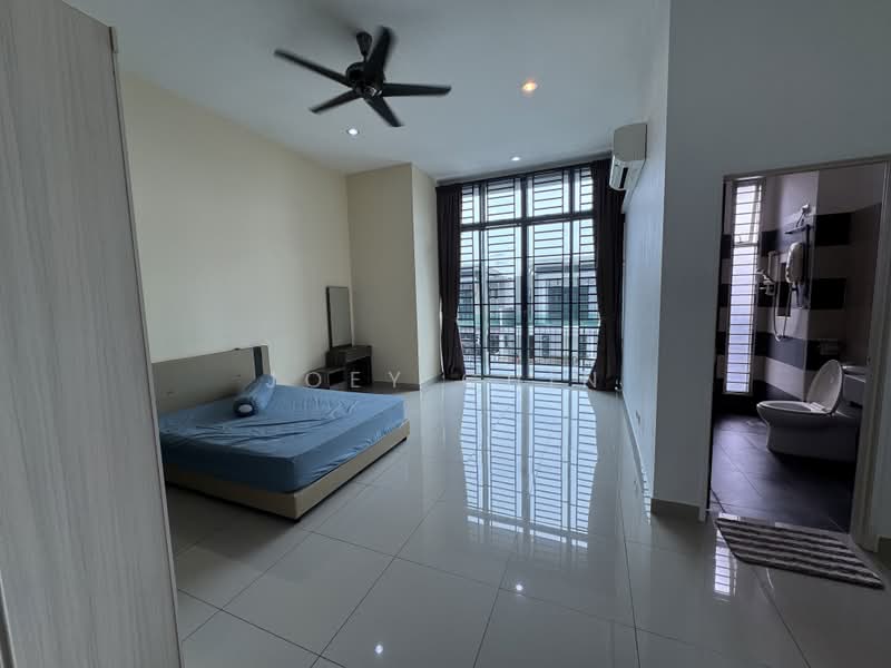 Rumah Teres 2 Tingkat untuk Disewa di Austin (Johor Bahru) - Joey Chin - PropertyGuru.com.my