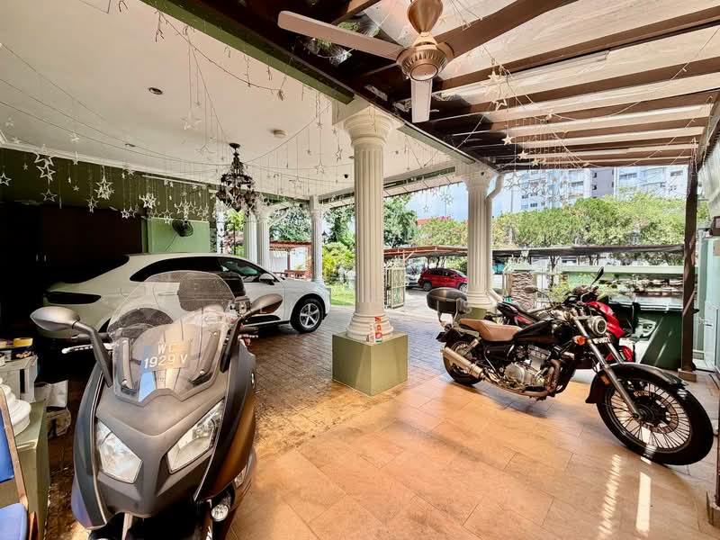 Zero-Lot Bungalow for Sale in Taman Maluri (Cheras) - Ali Idris - Car Park - PropertyGuru.com.my
