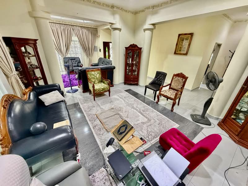 Zero-Lot Bungalow for Sale in Taman Maluri (Cheras) - Ali Idris - Living Room - PropertyGuru.com.my