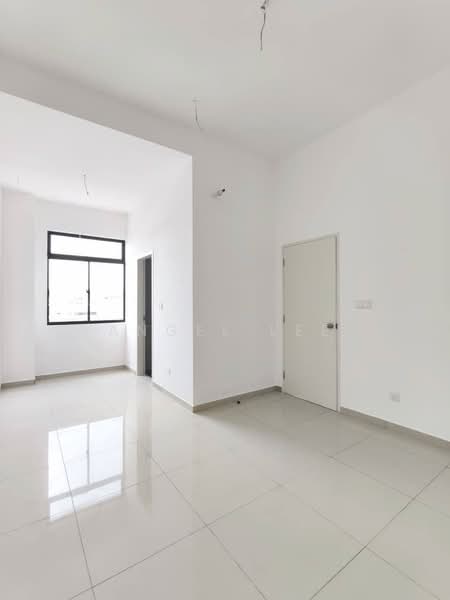 Rumah Teres 2 Tingkat untuk Dijual di Taman Desa Tebrau (Tebrau) - Angel Lee - Interior - PropertyGuru.com.my