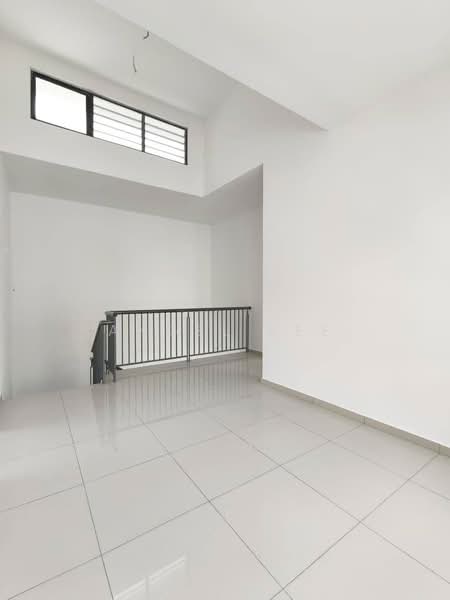 Rumah Teres 2 Tingkat untuk Dijual di Taman Desa Tebrau (Tebrau) - Angel Lee - Interior - PropertyGuru.com.my