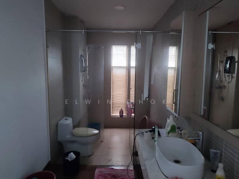 Rumah Berkembar untuk Dijual di Setia Damai (Setia Alam) - Elwin Chok - Bathroom - PropertyGuru.com.my