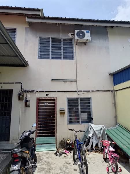 2-storey Terraced House for Sale in Taman Sri Kluang (Kluang) - Amir Raziq - Exterior - PropertyGuru.com.my