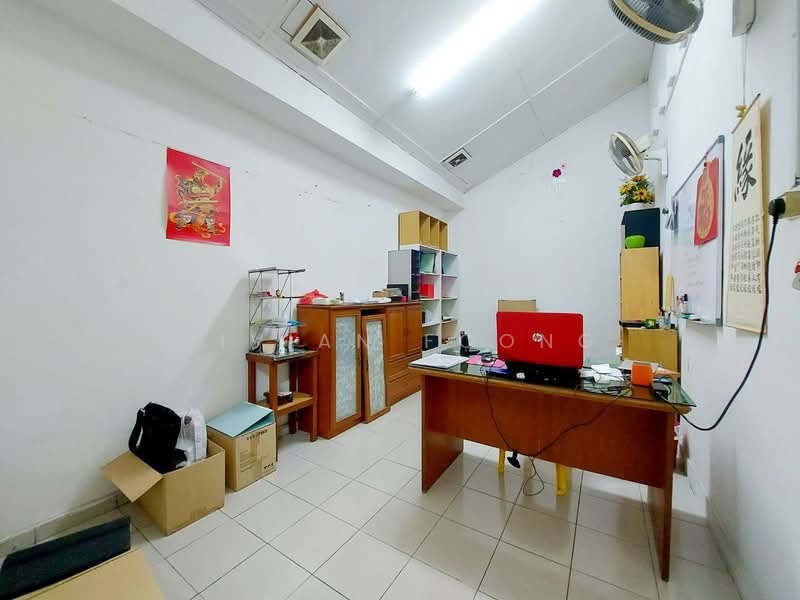 Bungalow for Rent in Taman Chateau (Ipoh) - Vivian Foong - PropertyGuru.com.my