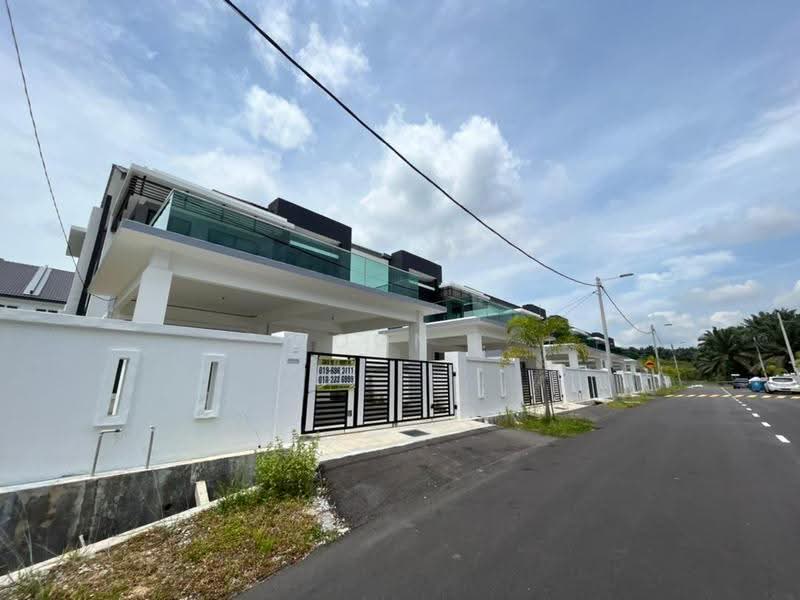 Semi-Detached House for Sale in Melaka City (Melaka) - Woon . - PropertyGuru.com.my