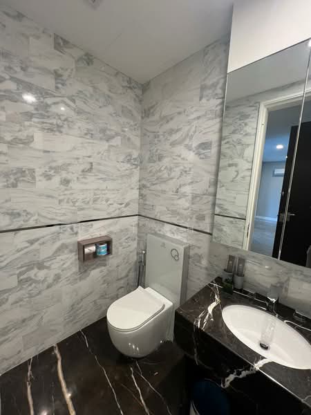 Servis Apartment untuk Dijual di Victory Suites (The Face 2), KLCC - Chloe Chiao - Bathroom - PropertyGuru.com.my