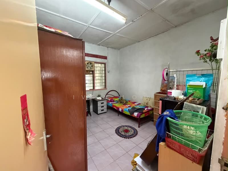 Rumah Teres untuk Dijual di Kepong (Kuala Lumpur) - Ivan Loo - Bedroom - PropertyGuru.com.my