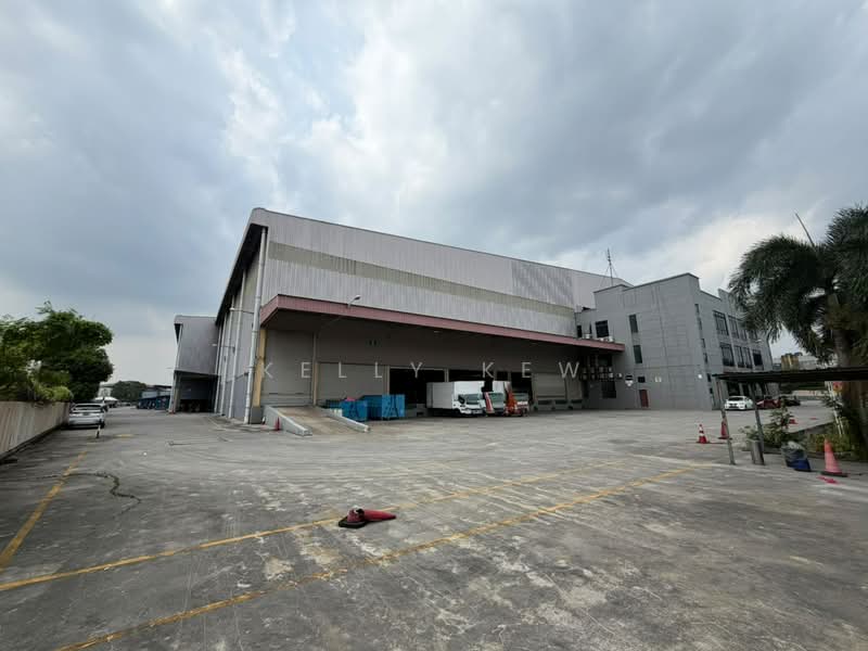 Warehouse for Rent in Taman Perindustrian Usj 1 (Subang Jaya) - Kelly Kew - Exterior - PropertyGuru.com.my