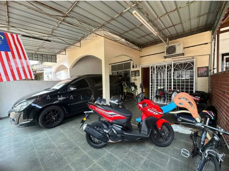 1-storey Terraced House for Sale in Kajang (Selangor) - Jamalatin Mesen - Exterior - PropertyGuru.com.my