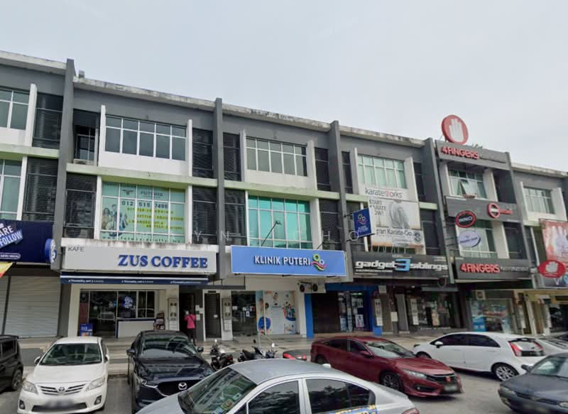 Shop for Rent in Bandar Seri Putra (Bangi) - Wayne Chong - Exterior - PropertyGuru.com.my