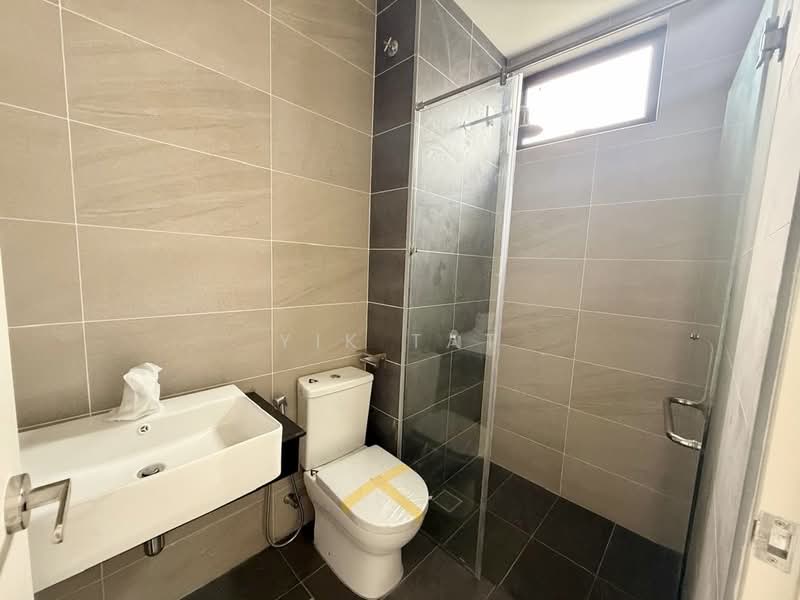 Semi-Detached House for Sale in Taman Sutera Utama (Skudai) - Yik Tat - PropertyGuru.com.my