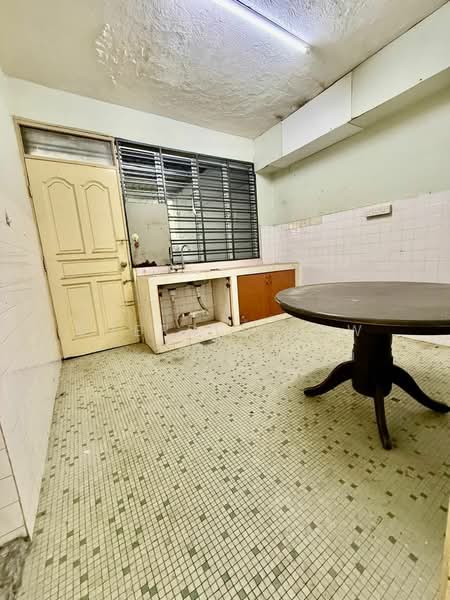 Rumah Teres 2 Tingkat untuk Dijual di Johor Bahru (Johor) - Sherrly Sow - Kitchen - PropertyGuru.com.my