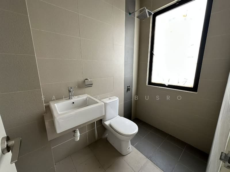 Rumah Teres 2 Tingkat untuk Dijual di Alam Impian (Shah Alam) - Salawati Busro - Bathroom - PropertyGuru.com.my