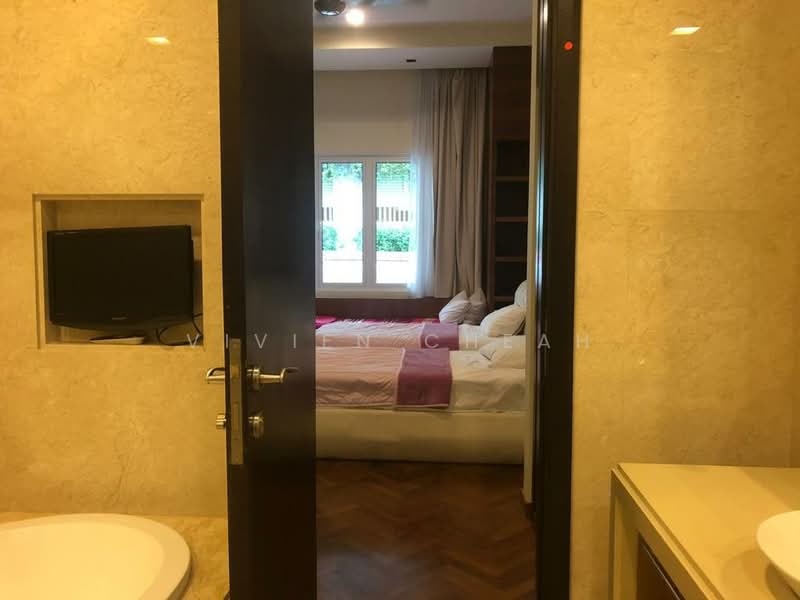 Servis Apartment untuk Dijual di Straits Quay (The Suites at Waterside) - Vivien Cheah - Bedroom - PropertyGuru.com.my