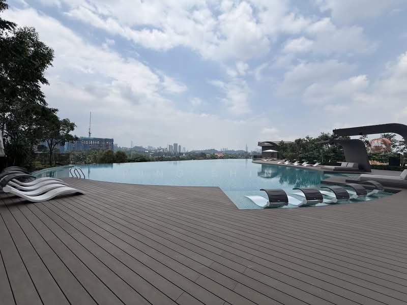 Servis Apartment untuk Disewa di Jendela Residences - Ping Shin - Pool - PropertyGuru.com.my