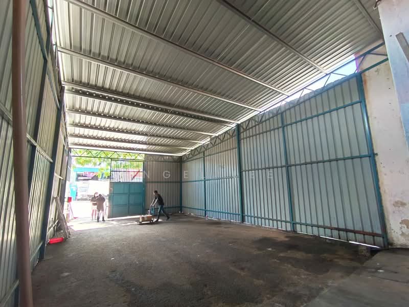 Terrace Factory for Rent in Kawasan Perindustrian Mount Austin (Tebrau) - Angel Lee - Exterior - PropertyGuru.com.my