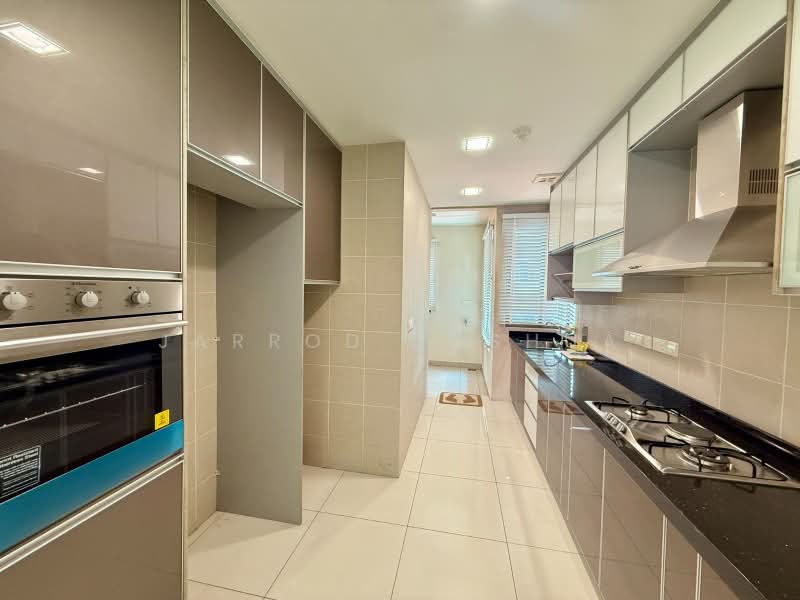 Kondominium untuk Disewa di Ara Hill Condominium - Jarrod Joshua - Kitchen - PropertyGuru.com.my