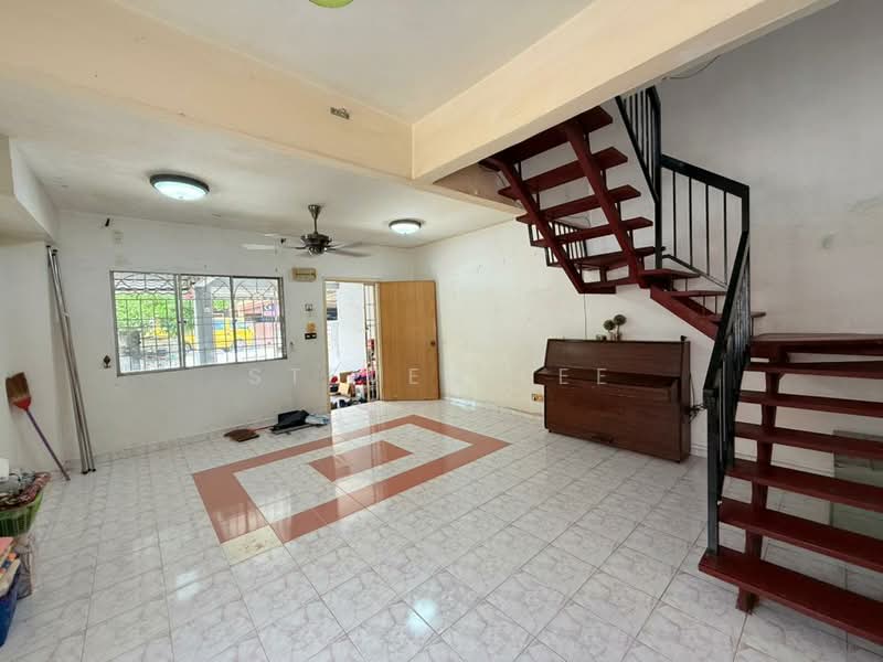 Rumah Teres 2 Tingkat untuk Dijual di Bandar Tasik Puteri (Rawang) - Steven Lee - Living Room - PropertyGuru.com.my