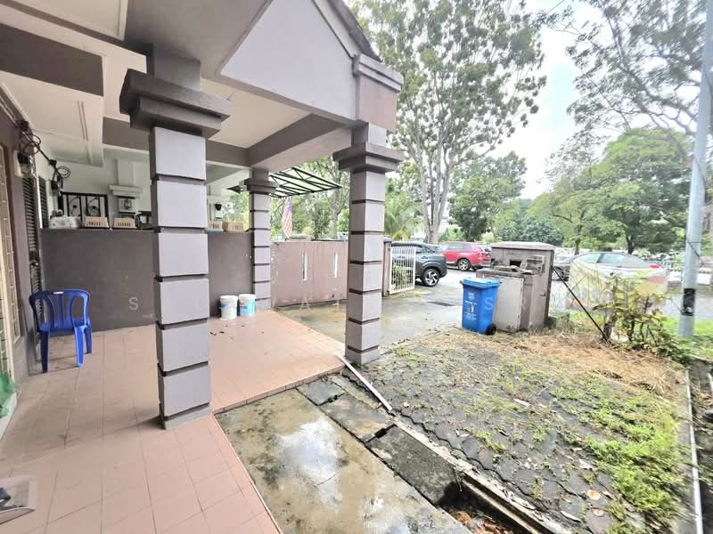 Rumah Teres 2 Tingkat untuk Dijual di Seksyen 13 (Shah Alam) - Salawati Busro - Exterior - PropertyGuru.com.my