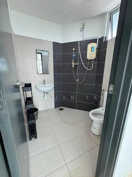 Apartment for Rent at Midori Green (Pangsapuri Hijauan) - Foo Jun Tao - Bathroom - PropertyGuru.com.my