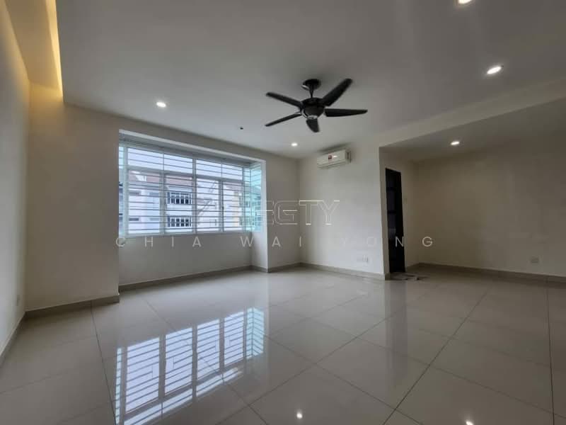 Rumah Teres 2.5 Tingkat untuk Dijual di Bandar Puteri Klang (Klang) - Chia Wai Yong - Living Room - PropertyGuru.com.my