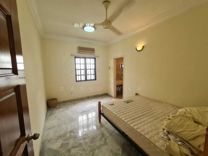 Rumah Berkembar untuk Dijual di Bandar Sungai Long (Selangor) - David Wan - PropertyGuru.com.my
