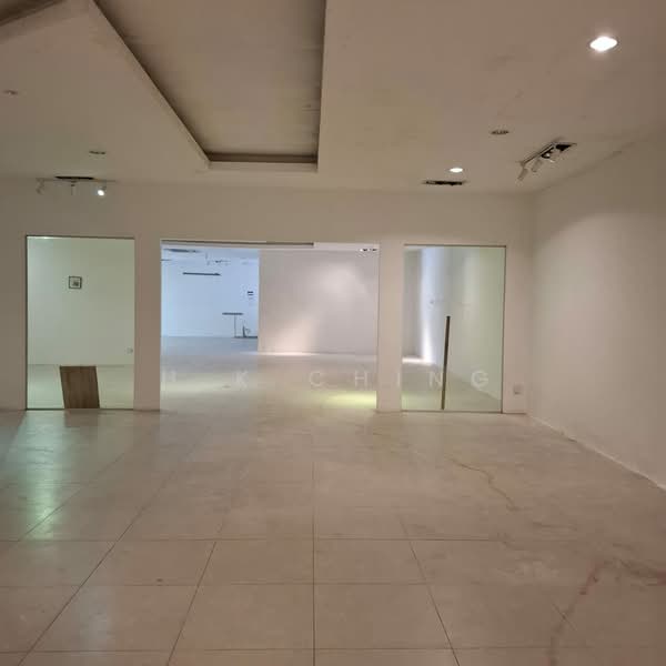Shop for Rent in Bandar Puteri Puchong (Puchong) - H.K Ching - Interior - PropertyGuru.com.my