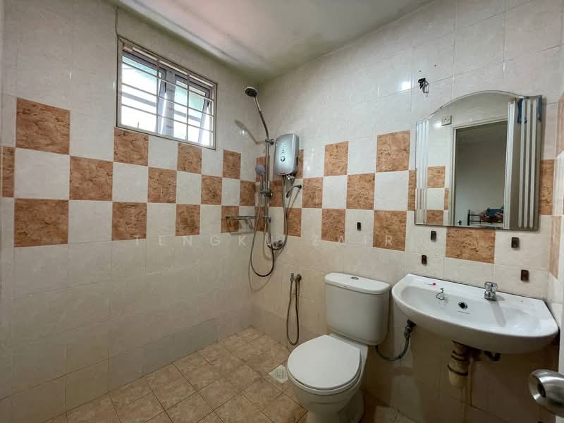 Rumah Teres untuk Dijual di Usj 2 (Subang Jaya) - Tengku Zairi - PropertyGuru.com.my