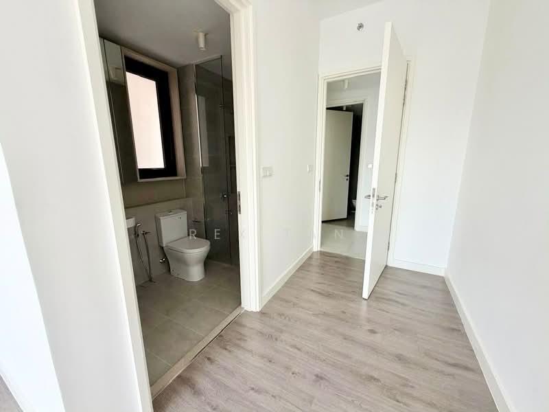 Servis Apartment untuk Disewa di Jendela Residences - Rex Tan - Bathroom - PropertyGuru.com.my