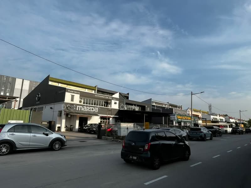 Kilang untuk Disewa di Seksyen 10 (Bangi) - Deckson Tan - Exterior - PropertyGuru.com.my