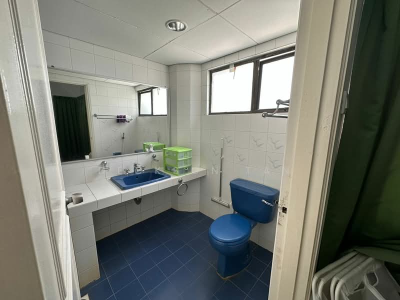 Condominium for Sale at Bangsar Heights - Deckson Tan - Bathroom - PropertyGuru.com.my