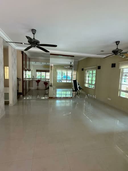 Rumah Berkembar untuk Dijual di Ampang Jaya (Ampang) - Selva Narayanan - Living Room - PropertyGuru.com.my