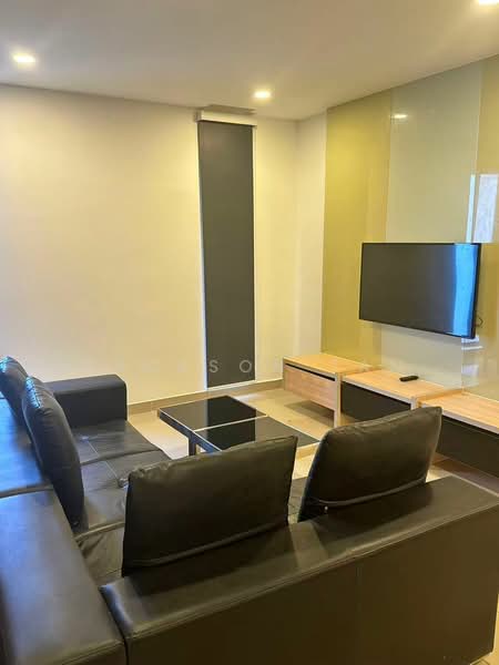 Servis Apartment untuk Disewa di Grand Ion Delemen - Deckson Tan - Living Room - PropertyGuru.com.my