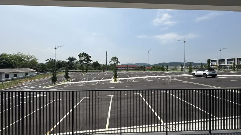 Shop / Office for Rent in Bandar Serenia (Dengkil) - Winjian Lim - Exterior - PropertyGuru.com.my