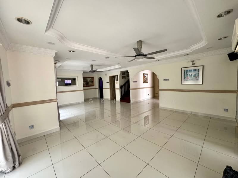 Rumah Berkembar untuk Dijual di Seksyen 9 (Shah Alam) - Tengku Zairi - PropertyGuru.com.my