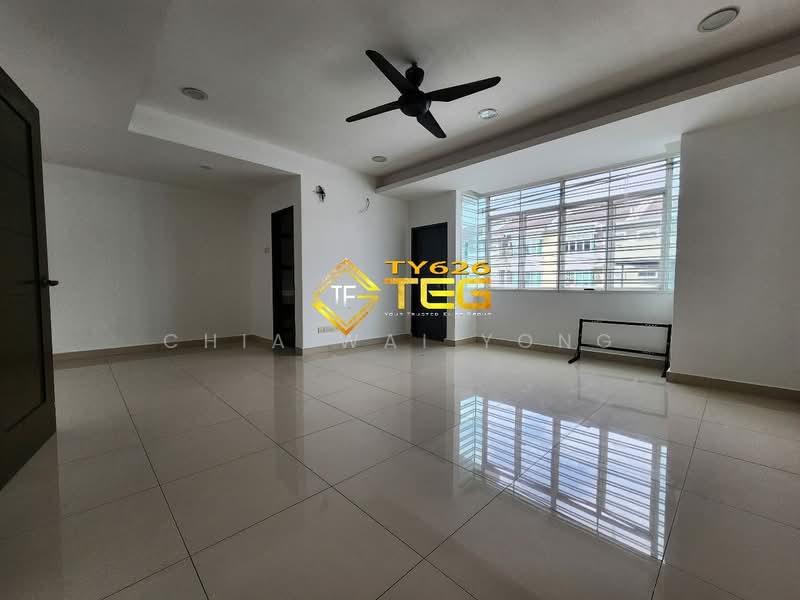 Rumah Teres 2.5 Tingkat untuk Dijual di Bandar Puteri Klang (Klang) - Chia Wai Yong - Living Room - PropertyGuru.com.my