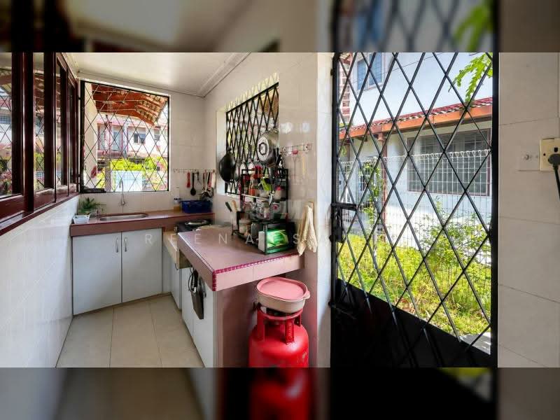 Bungalow for Sale in SS7 (Petaling Jaya) - Reena Sarif - Kitchen - PropertyGuru.com.my