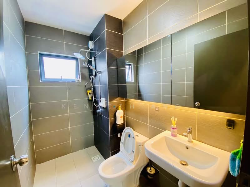 Condominium for Rent at The Henge - Kenneth Ang - PropertyGuru.com.my